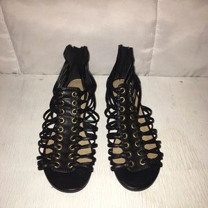 City classified gladiator sandals